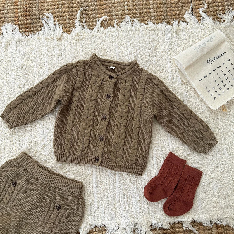 2026 ربيع جديد طفل رضيع الفتيان فتاة الملابس مجموعة طويلة الأكمام سترة مشغولة من الصوف سترة + السراويل 0-3Yrs الأطفال الملابس دعوى