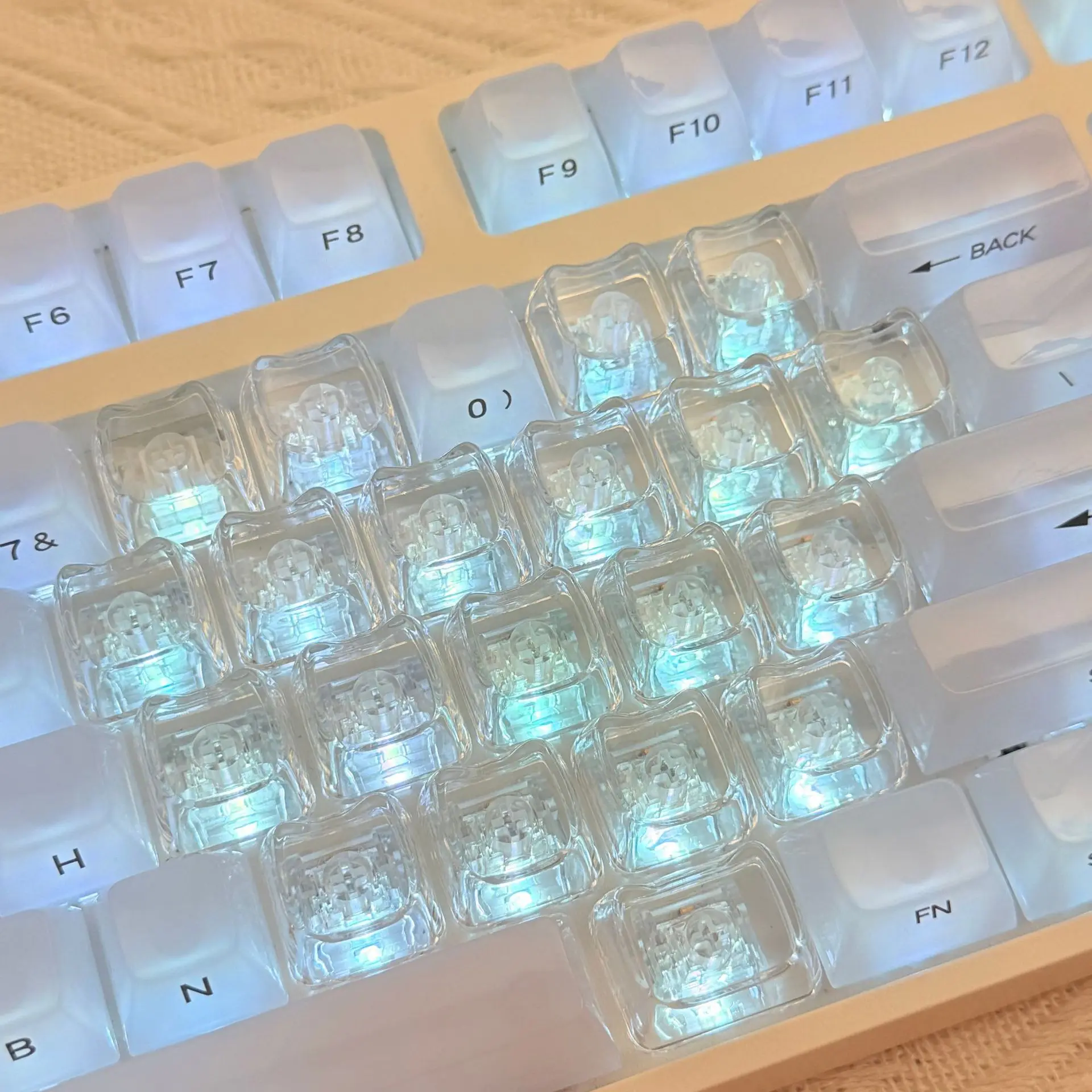 Love red keycap spot cross-border mechanical keyboard 21 keys transparent PC two-color 0EM height supplement keys