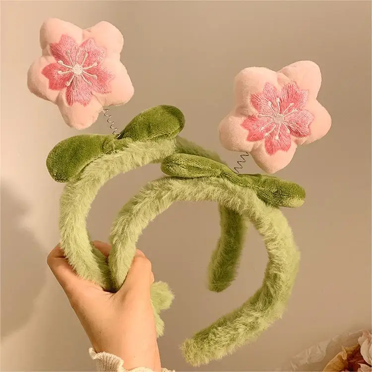 

Recruiting Peach Blossoms~Cute Plush Flower Hair Hoop Female Cartoon Sweet Hair Hairpin Wash Anti slip Headband Hair Accessories