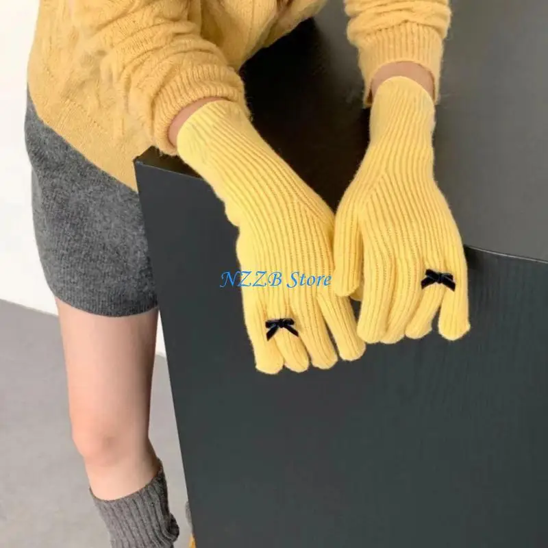 

T21F 1pair Long Butterfly Knitted Gloves Warm Winter Women Mittens Cold Weather Glove