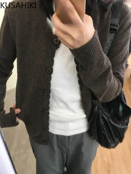 سترة KUSAHIKI اليابانية المحبوكة بأكمام طويلة ورقبة دائرية للنساء
