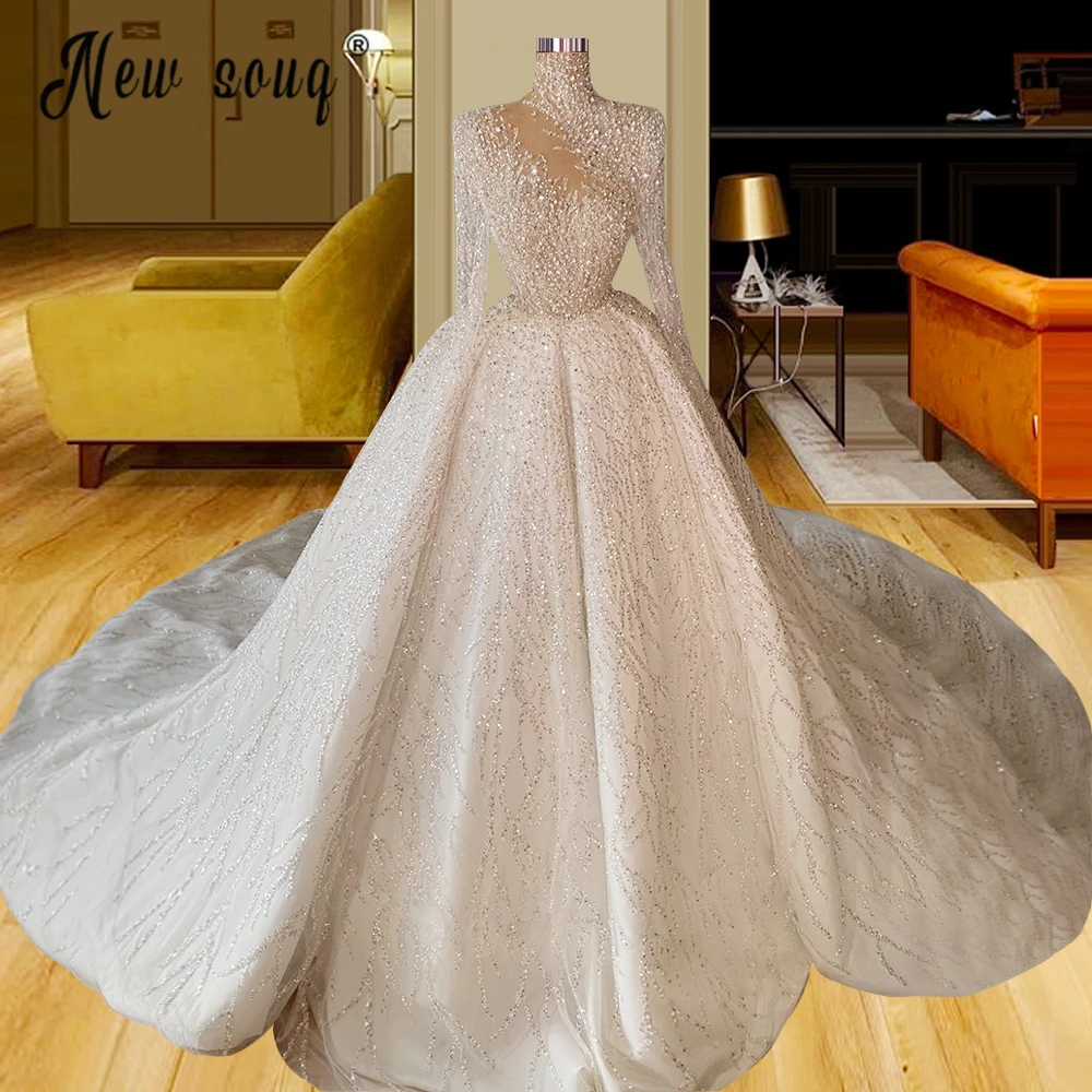 

Luxury Ball Gown Wedding Gowns 2023 Dubai Long Sleeve Beaded Pearls Bridal Gowns Women Bride Dresses Robe de Mariage Plus Size