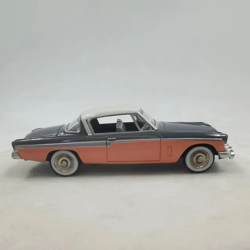 12.5CM Studebaker Coupe Car 1955 Classic Car Model Metal Die-Cast & Toy Vehicle Adult Fans Collection Gift 43002