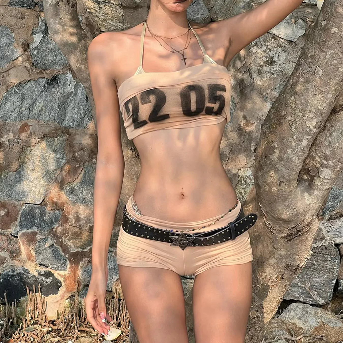 

Американский пляжный комплект бикини из трех предметов в стиле ретро с модным буквенным принтом, укороченный топ и облегающие брюки