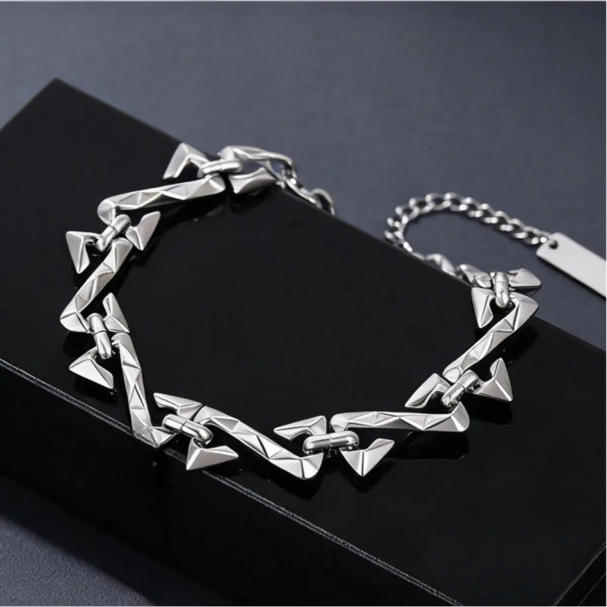 Letter Z Thorn Chain Bracelet for Women Men, Stainless Steel Barbed Wire Link, Gothic Punk Jewelry Gift