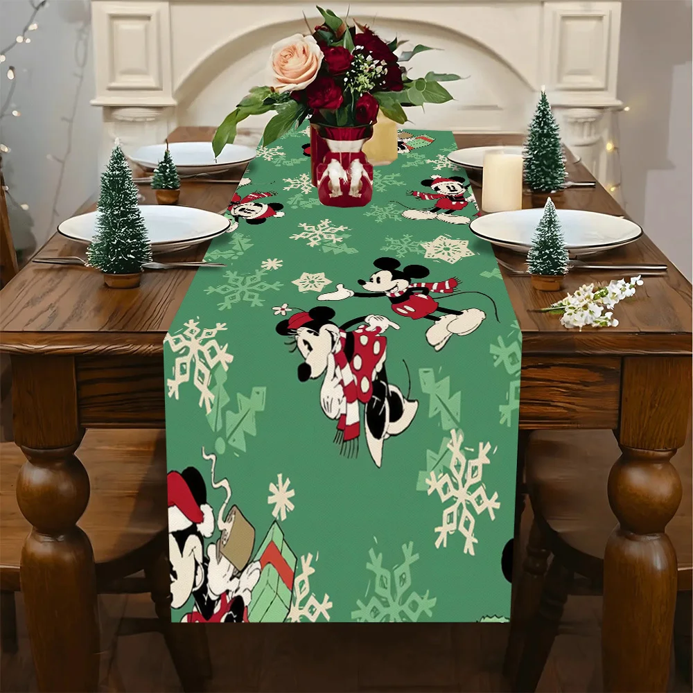 

1 Piece Mickey and Minnie Christmas-Themed Tablecloth, Cartoon Design Table Cover - Suitable for Christmas, Weddings, Holiday Kitchen and Party Decorations