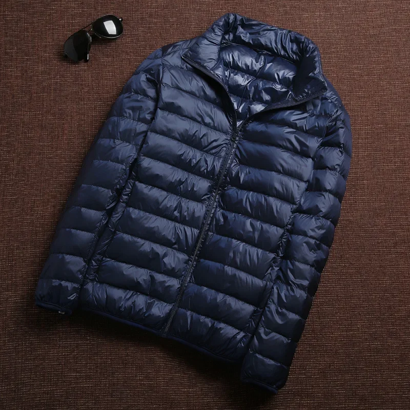 Chaqueta de plumón de pato de otoño para hombre, abrigo de invierno ultraligero para hombre, Parkas de viaje impermeables portátiles, prendas de vestir finas con cuello levantado a la moda