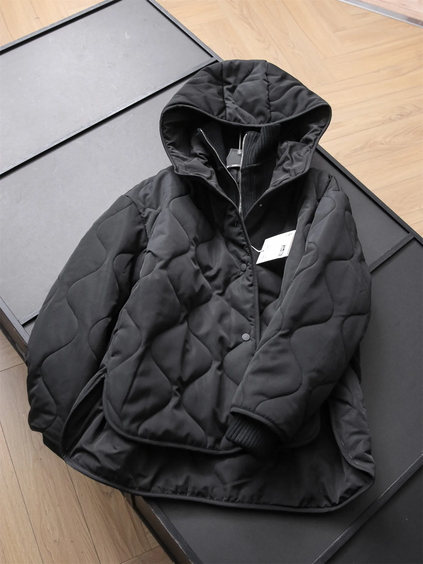 Parka de invierno para mujer, abrigo largo acolchado de lujo, nuevo abrigo chino que combina con todo, Tops cálidos ligeros con capucha y cremallera, 2025