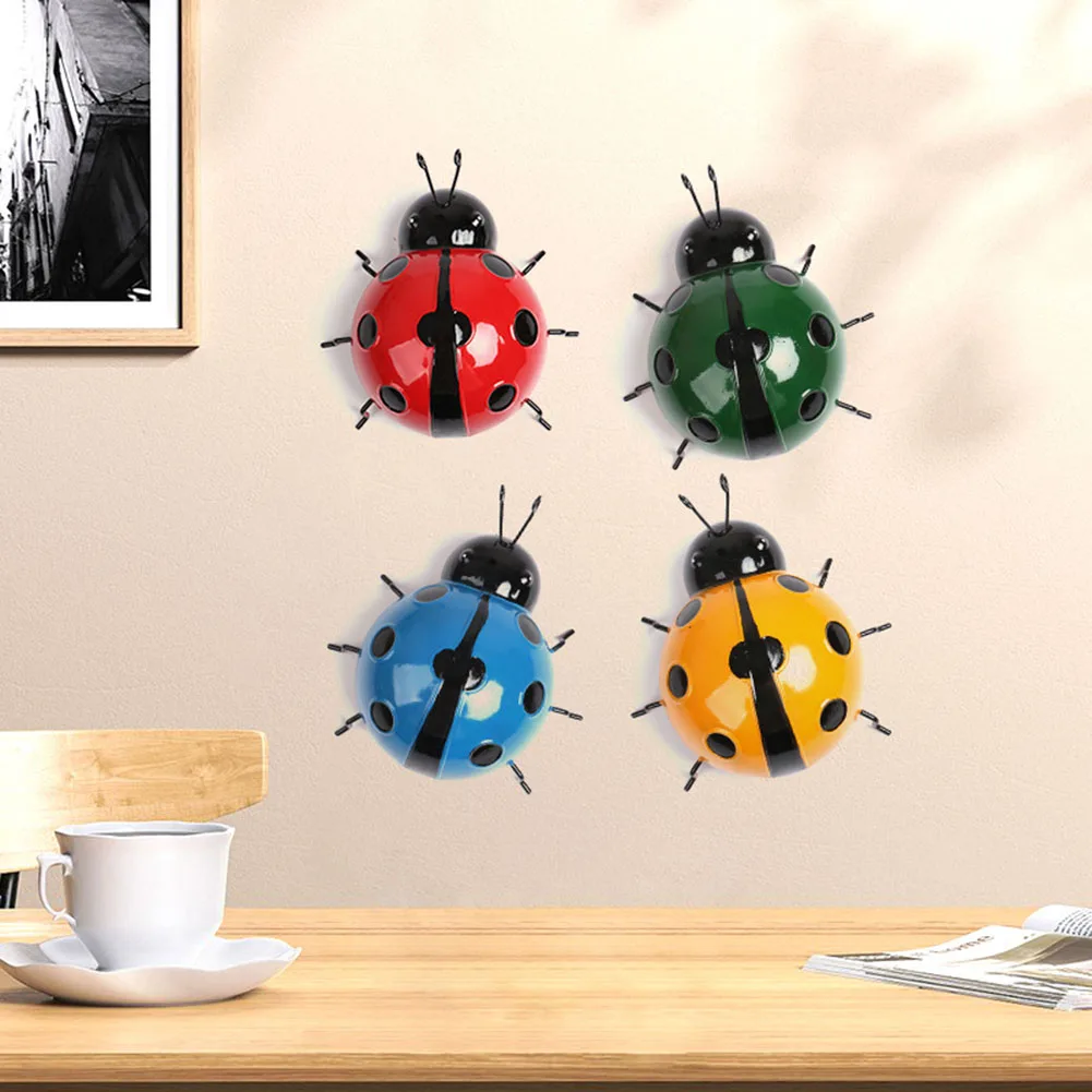 

1PC Metal Ladybird Garden Wall Decorations Iron For Wall Decorations 3D Outdoor Ladybug Garden Ornaments Ladybug Decoration