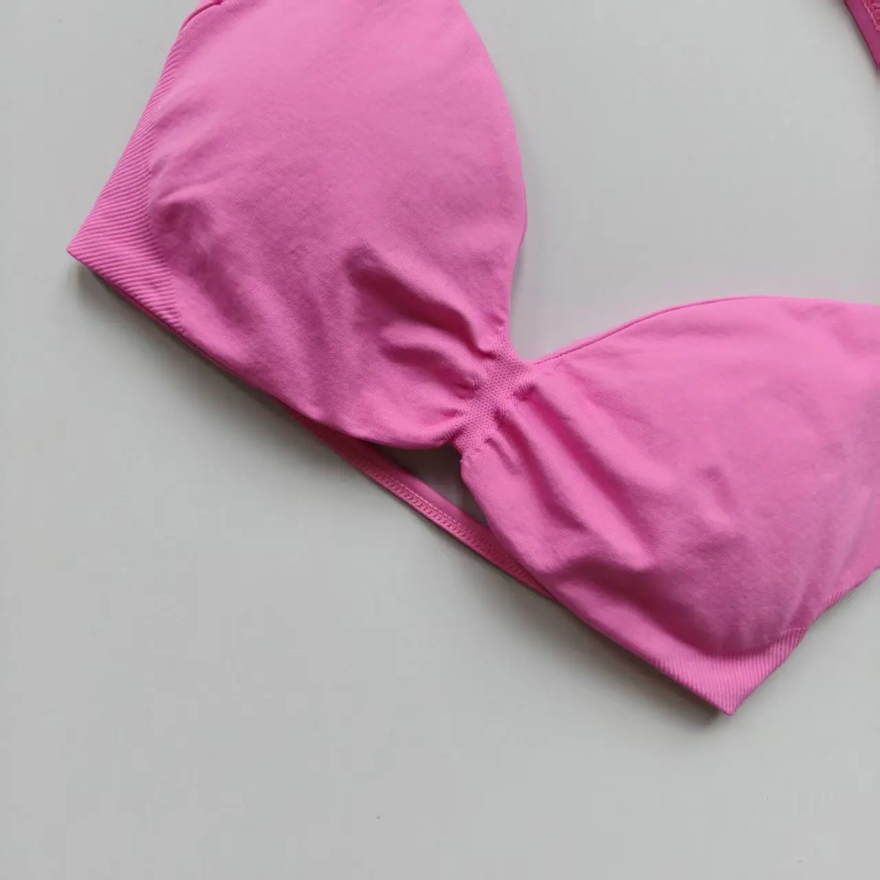 Riemen-BH Halter Gym Top für Mädchen und Frauen, stark stützend, dünne Träger, Unterwäsche, nahtlose Sport-BHs, Scrunch Workout Yoga Tanktop-BH – Detail 4