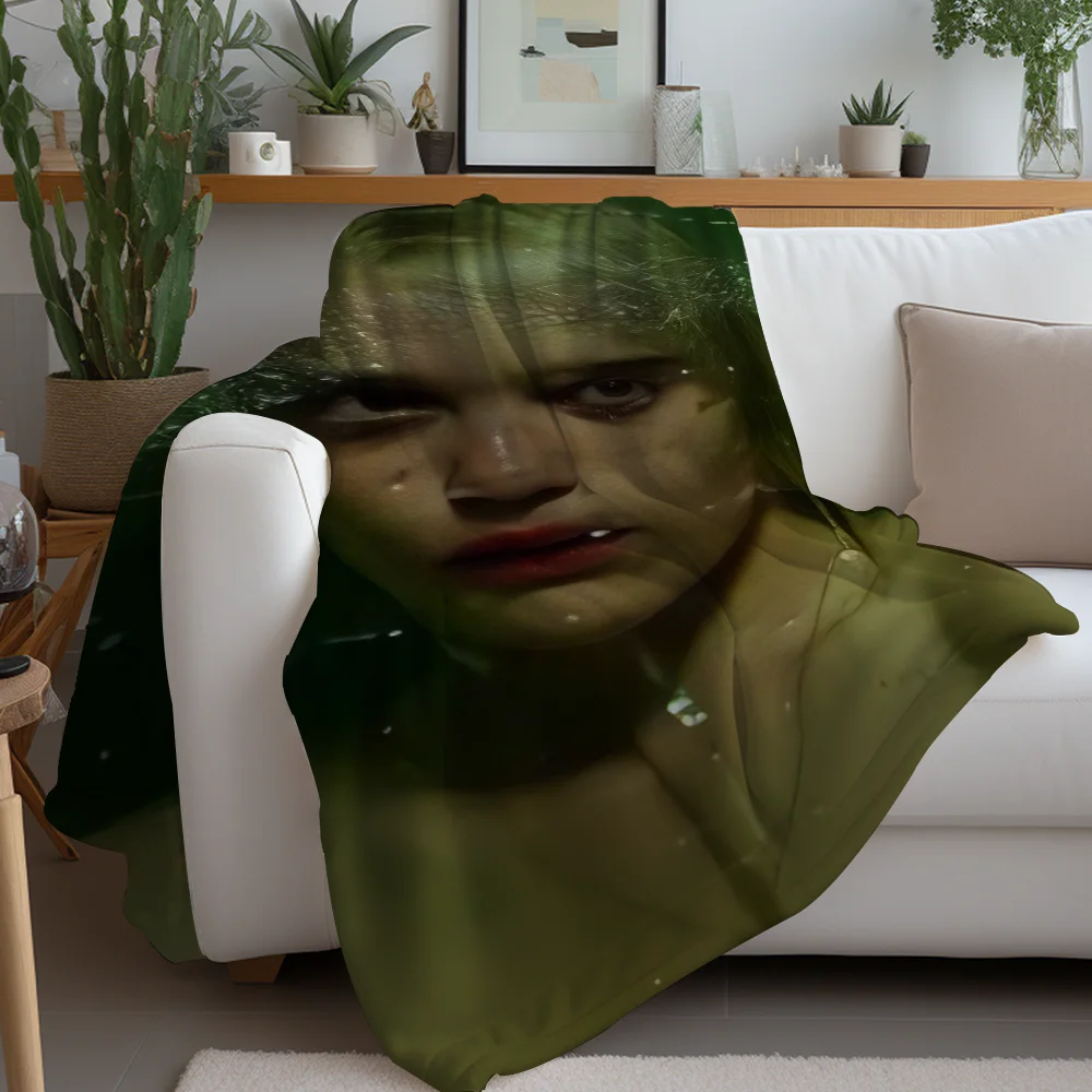 تصميم بطانية Sky Ferreira Night Time My Time خفيف الوزن للنوم والقيلولة وغرفة المعيشة والمكتب والأريكة وجميع المواسم