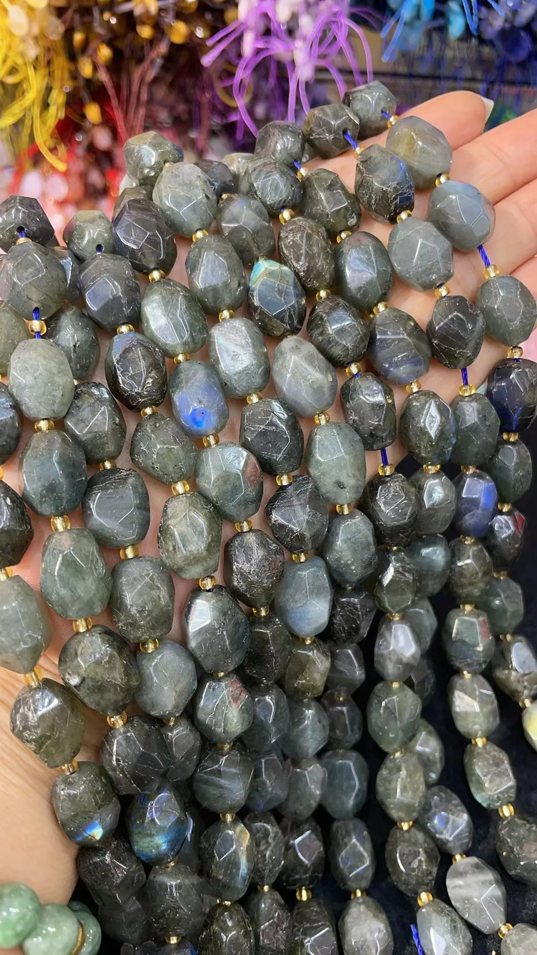 

10x14mm Natural Labradorite Of Cltrlne Cut face Length Dagree 39 cm Big Overview 22 Grain