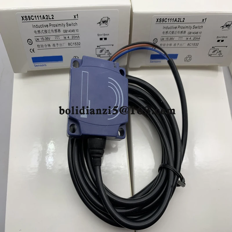 Novo sensor de interruptor de proximidade XS8D1A1PAL2 XS8D1A1NAL2 XS9C111A1L2 XS9C111A2L2 em estoque