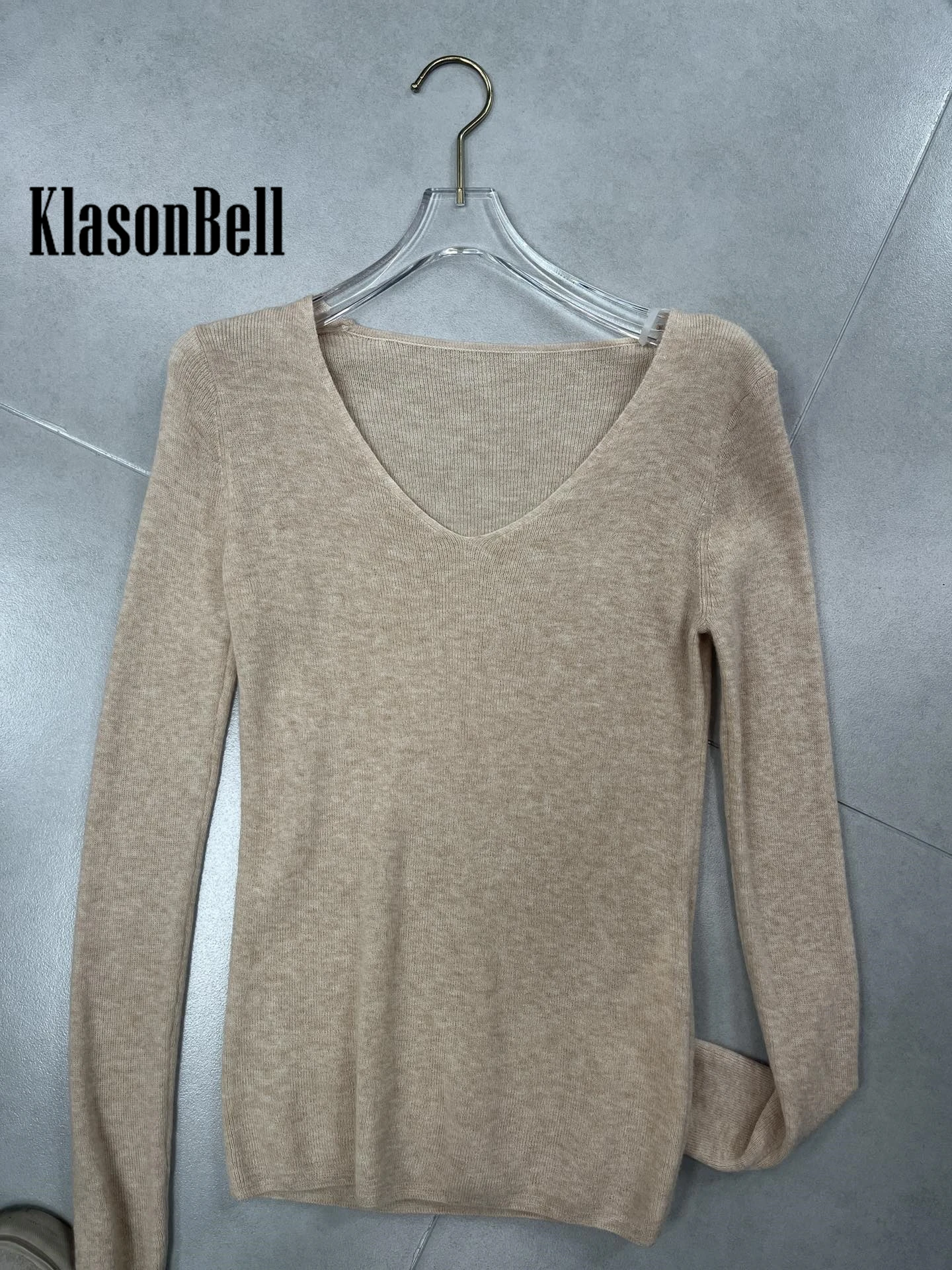 10.17 KlasonBell-Women\'s Soft Comfortable Cashmere Wool Knit Blend Subcoating V-Neck Pullover Sweater