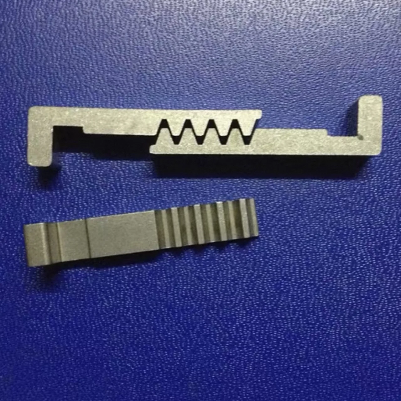 Metal Rack 1.25M 4 Teeth Spur Gear Matched Straight Rack for Industrial Use