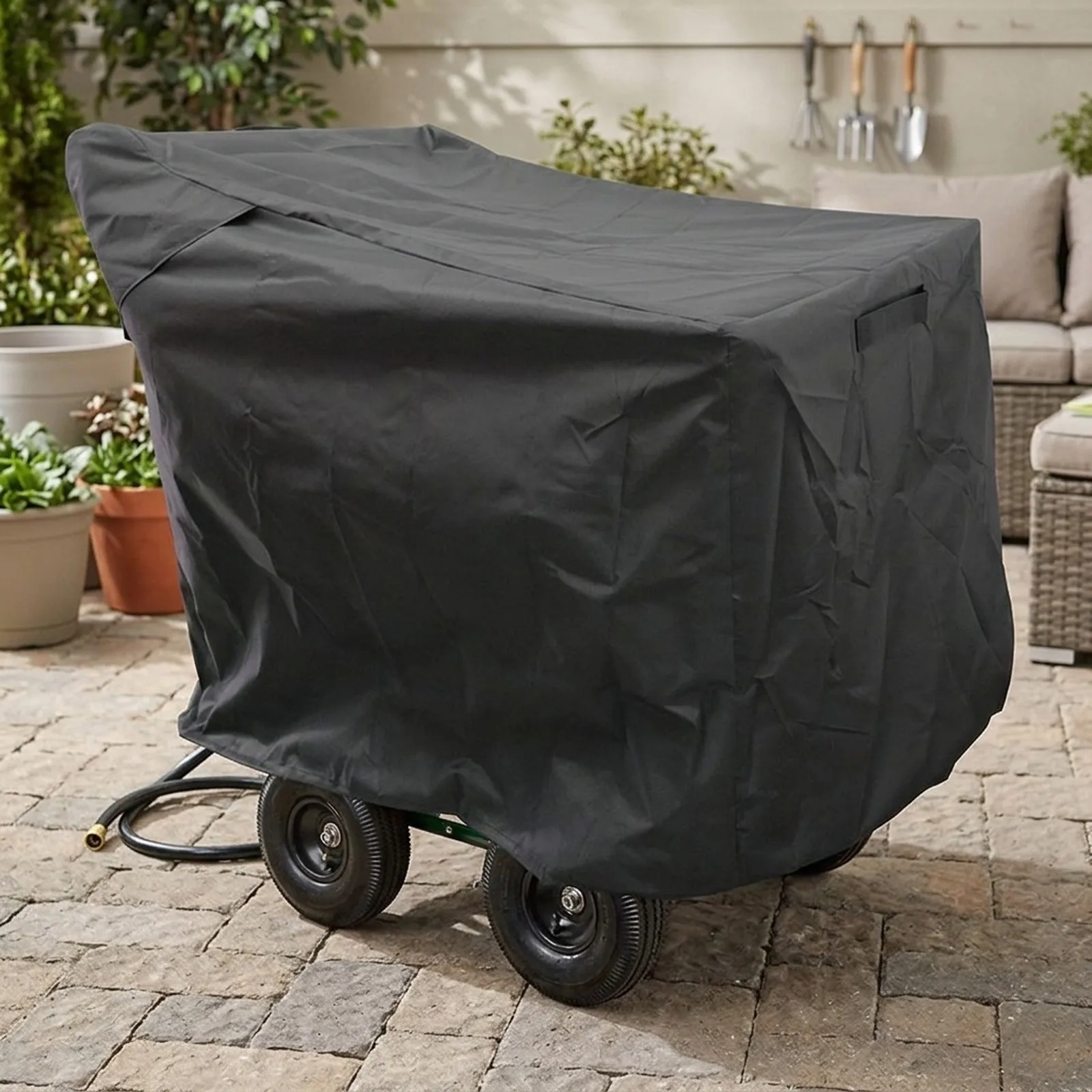 420D Oxford Fabric For Garden Hose Reel Cart Cover for All Season Outdoor Use and Reliable Equipment Shielding
