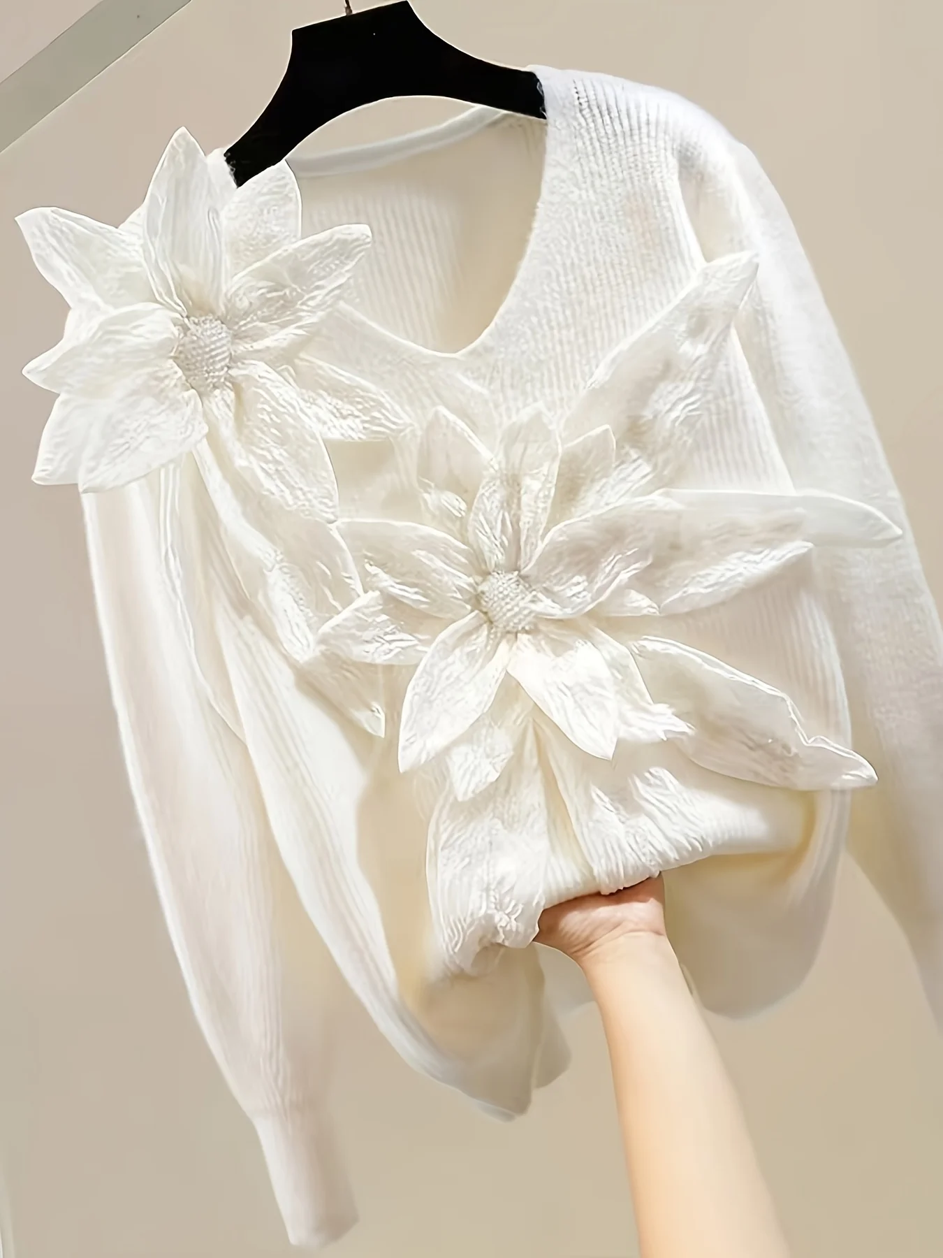 

Сверхмощный вышитый бисером сладкий трехмерный большой цветочный декор с v-образным вырезом универсальный модный пуловер свитер