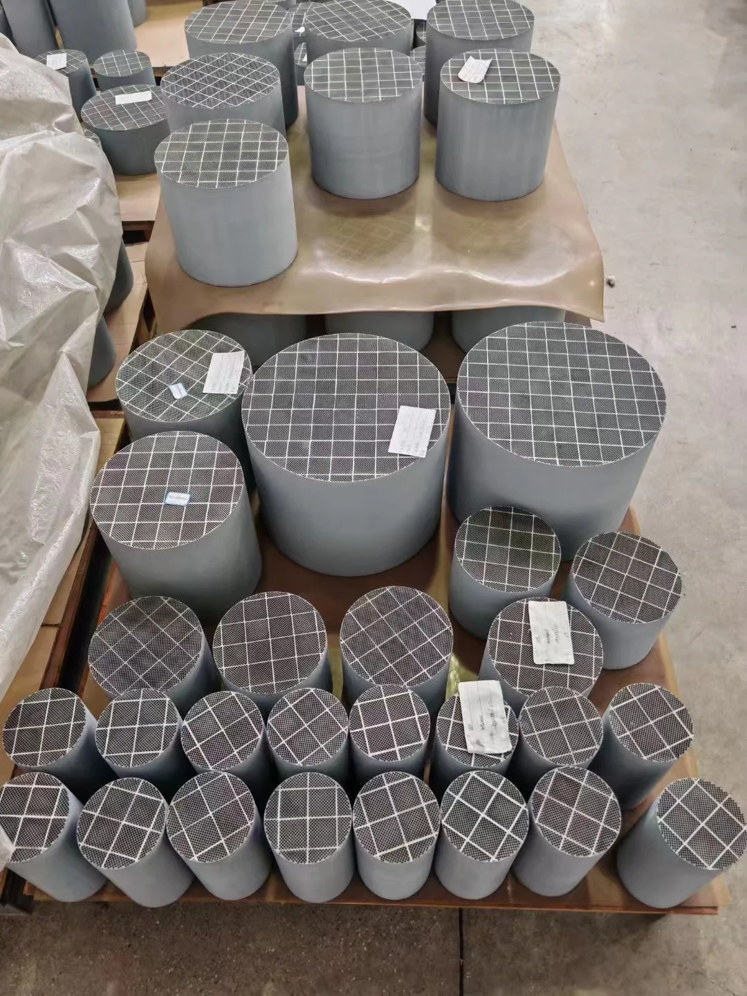 Hochwertiger Partikelfilter 160*140MM Diesel Siliziumkarbid DPF Siliziumkarbid DPF