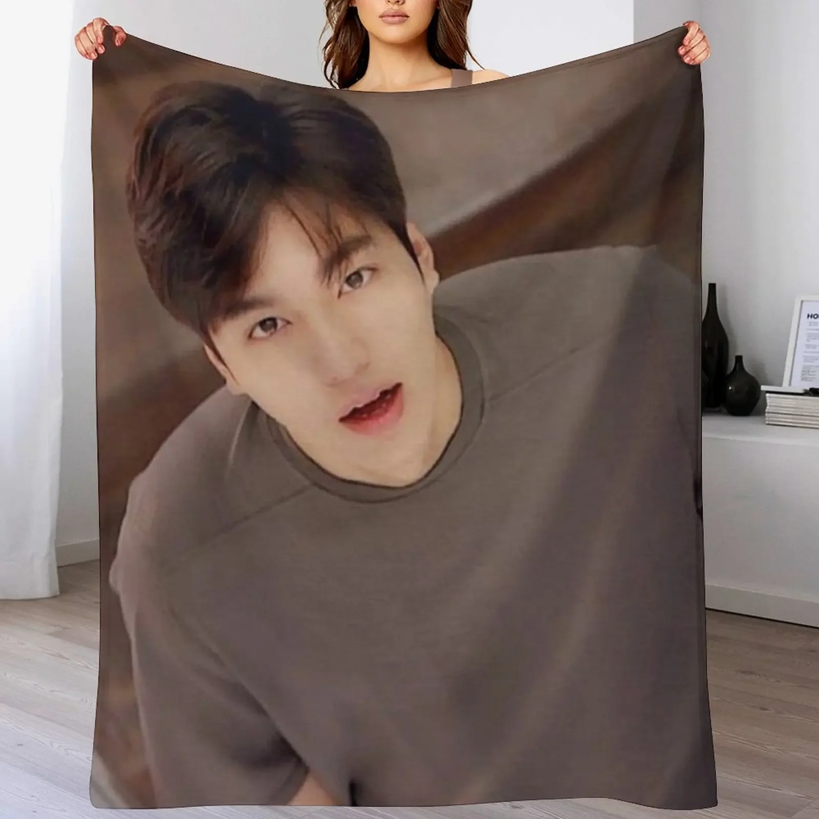 

Lee Min-ho Throw Blanket Custom Beach Sofa Throw for babies Blankets