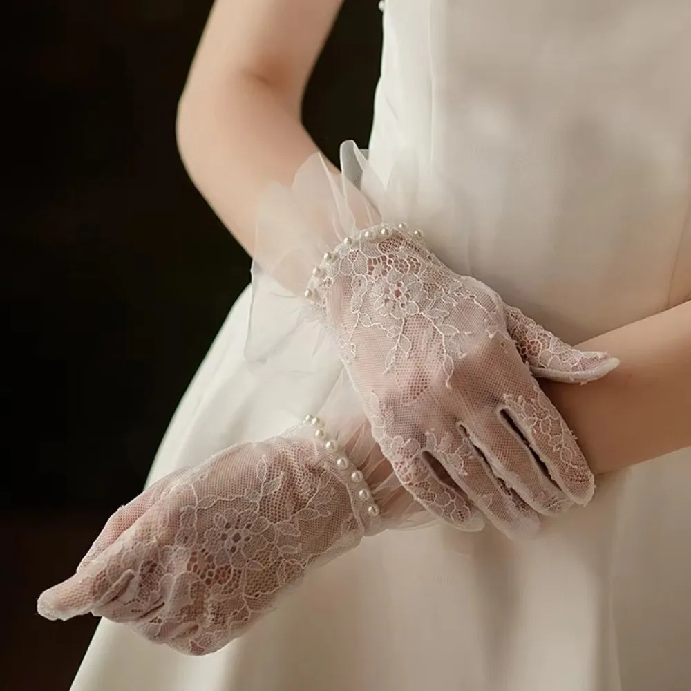 

Breathable Pearls Decoration Fingerless Lace Gloves Ruffle Edge Thin Bridal Arm Sleeves Mesh Solid Color Wedding Gloves Cosplay