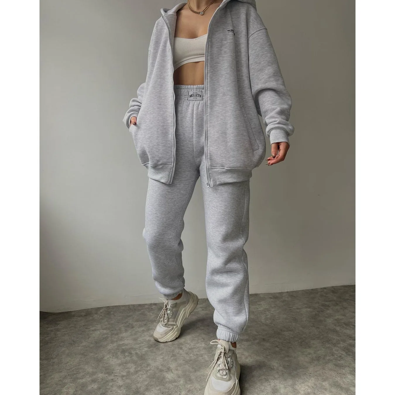 Set di pantaloni e felpa con cappuccio stampati da donna Abito lungo Sve Faionable per età 8-25 Made in China Collezione autunnale