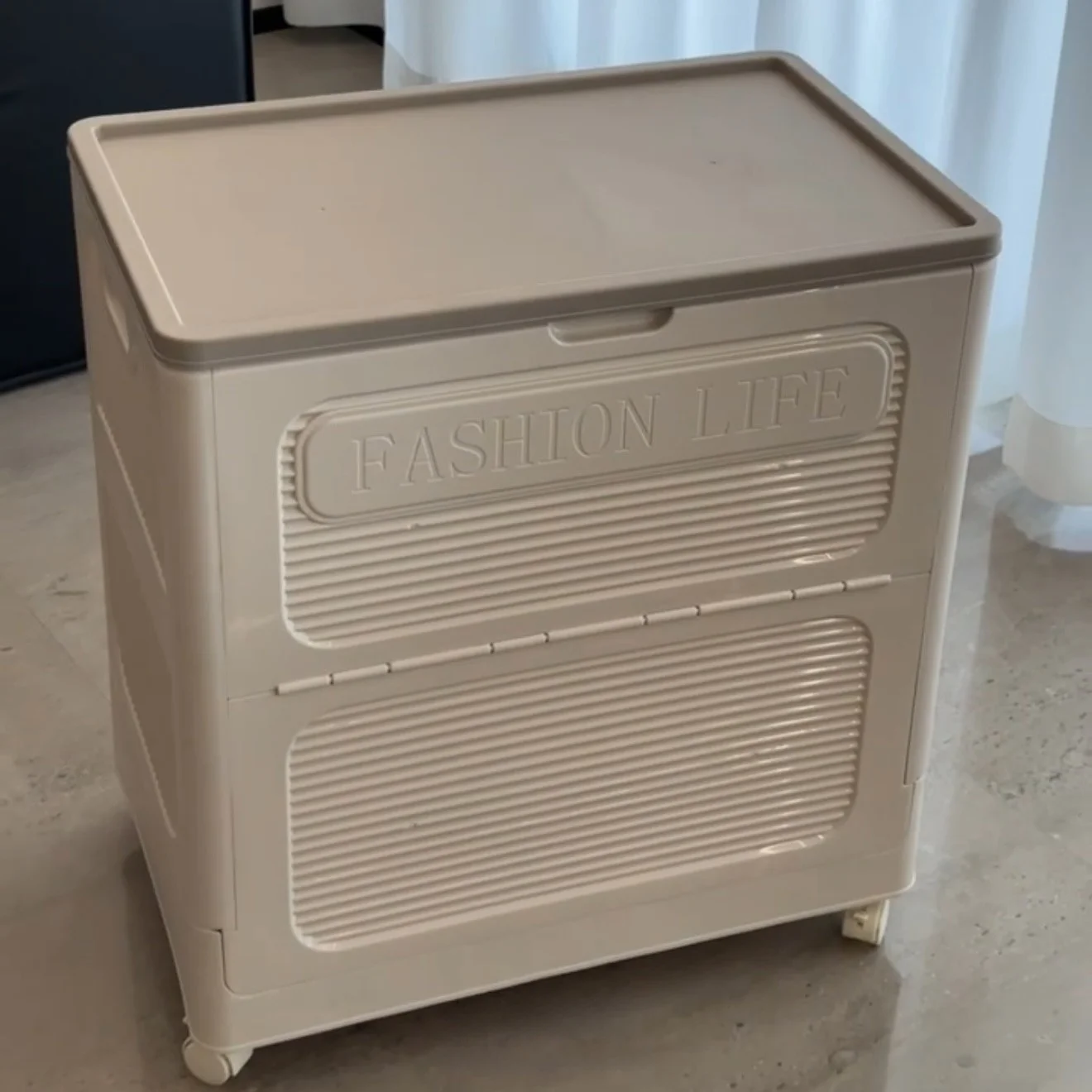 Large Capacity Foldable Cover Storage Box with Wheels for Clothes And Quilts Organizer Multi-Functional Storage Cabinet