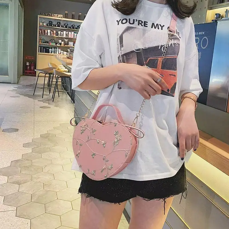 1 Pcs Women PU Leather Shoulder Bag Leisure Spring Summer Heart-shaped Handbag Crossbody Bags Zipper