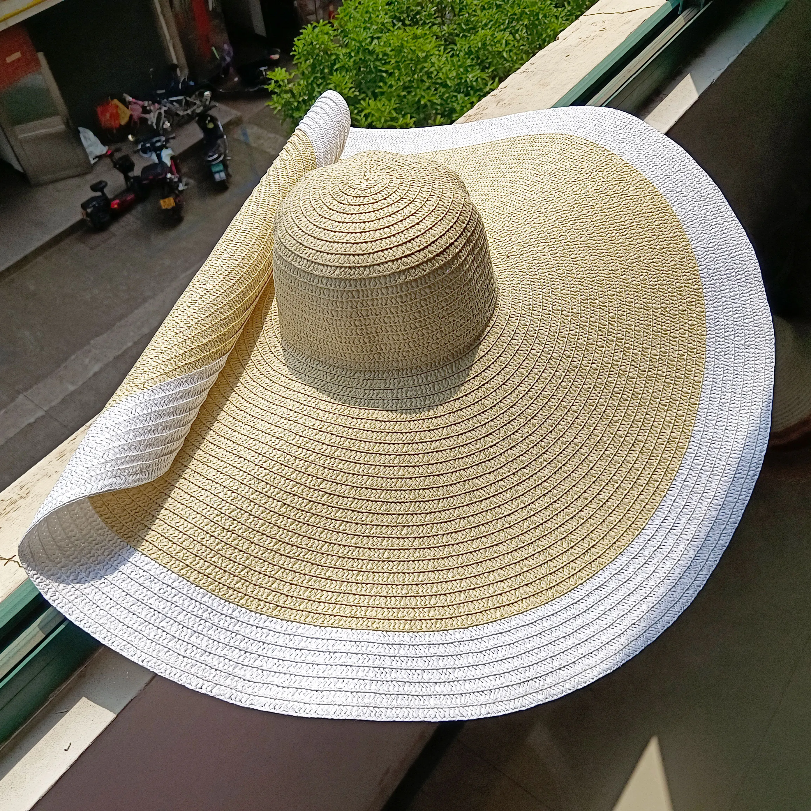 Wide brim color letter embroidery straw hat summer ladies foldable sun hat sea beach big brim hat wholesale