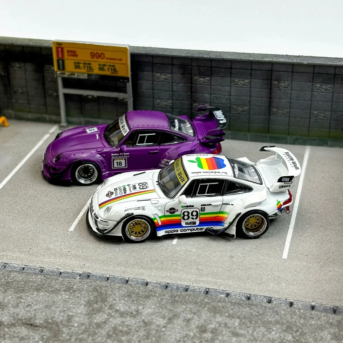 StreetWeapon SW 1:64,993 Wide-body RWB modified White Apple low-tail alloy car model