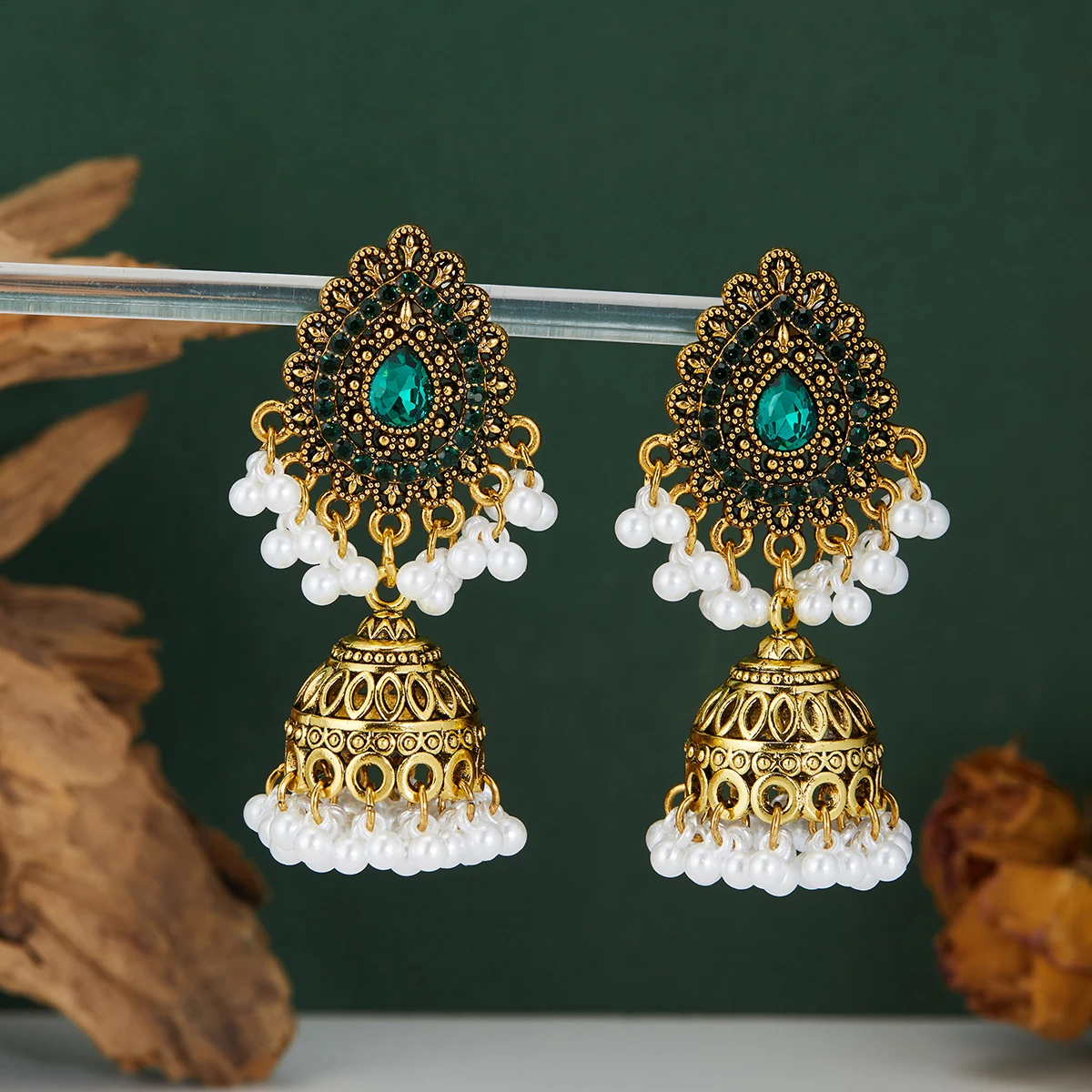Indian Jhumka Bell Earring Green Crystal Teardrop Pearl Tassel Dangle Earrings for Women Retro Gold Color Ethnic Jewelry New