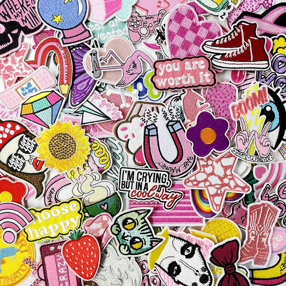 100Pcs/Lot Random Mix Iron on Patches Embroidered Applique Clothes Accessories Apparel Supplies Decoration Cloth Patch Pink