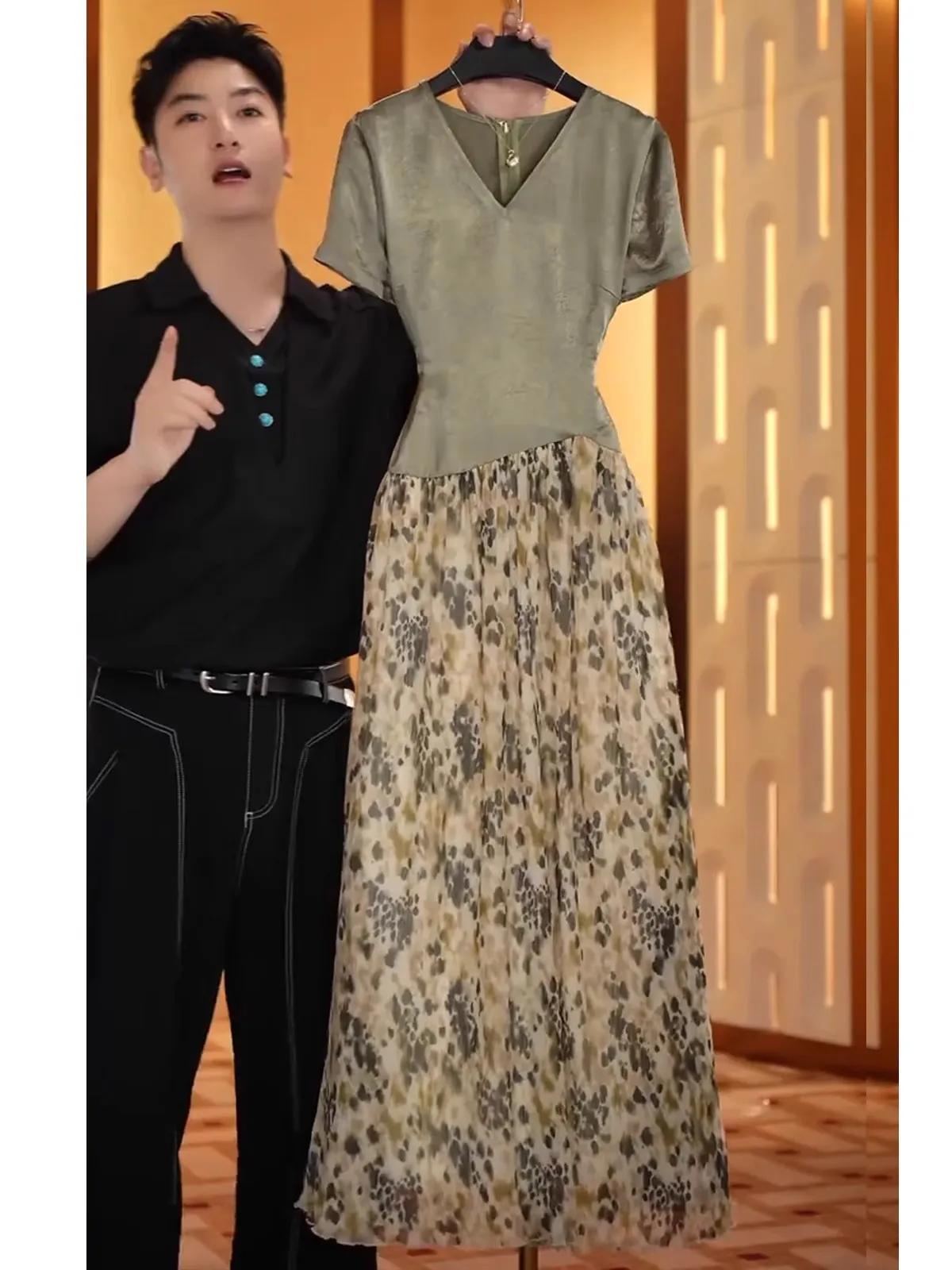 

Элегантная длинная юбка А-силуэта с высокой талией и V-образным вырезом, летняя коллекция 2025 года, новинка для женщин