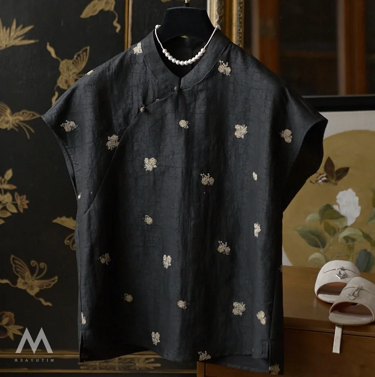 New Women's Casual Style Cloud Silk Crack Pattern Flower Embroidery Asymmetrical Collar Long Sleeve Top Traditional Chinese F...