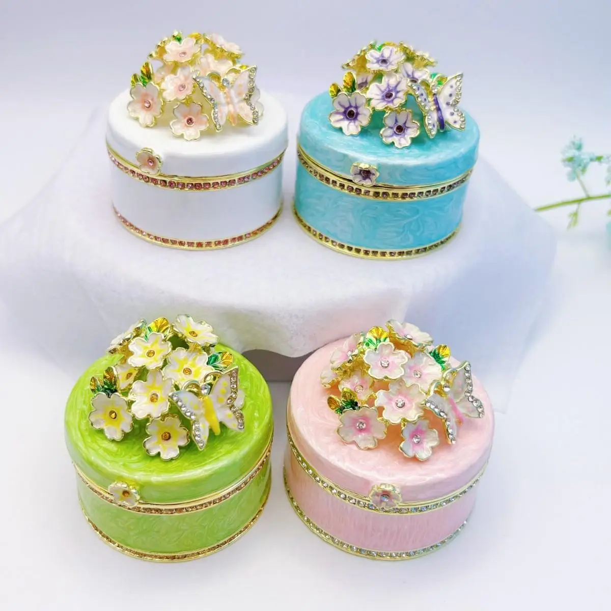 Japanese-style Diamond-encrusted Cherry Blossom Jewelry Storage Box - Luxury Minimalist Earrings, Ring Accessories Gift Box