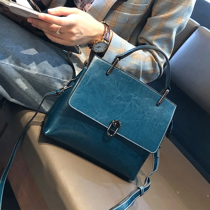 Sacos de couro de couro feminino 2022 nova moda bolsas de um ombro senhoras clássico satchels grande capacidade mensageiro versátil