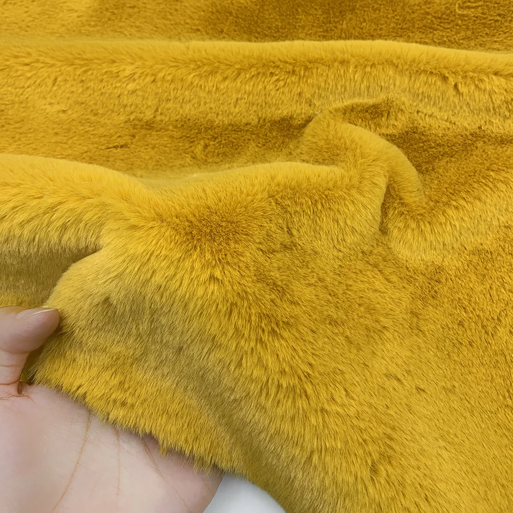 Größe 50 x 50 cm, imitiert Kaninchenfell-Plüschstoff, verdicktes Polyester, künstliche Wolle, Puppe, Baumwollpuppenmaterial, dekorative Polsterung