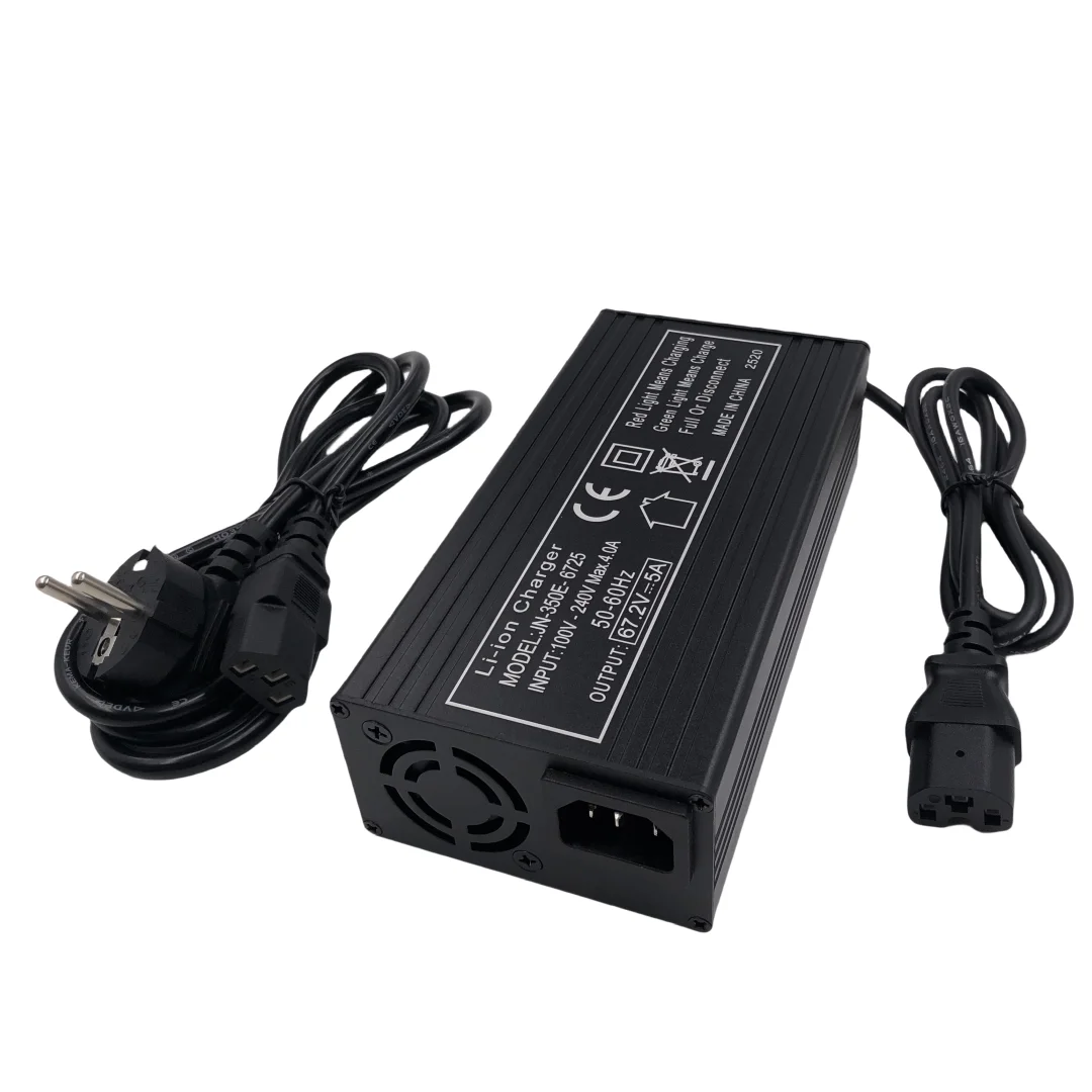 60 فولت شاحن سريع 67.2 فولت/5A 67.2 فولت شاحن سريع ل 16S 60 فولت شاحن بطارية ليثيوم IEC/PC موصل تبديد قوي للحرارة