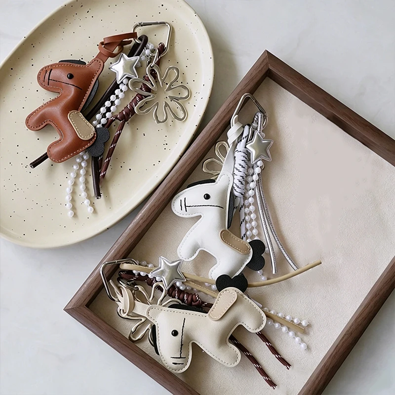 PU Leather Heart Pony Keychain Hanging Rope Lightweight Design Horse Bag Pendant Cartoon Design Pony Bag Charm Vintage Style