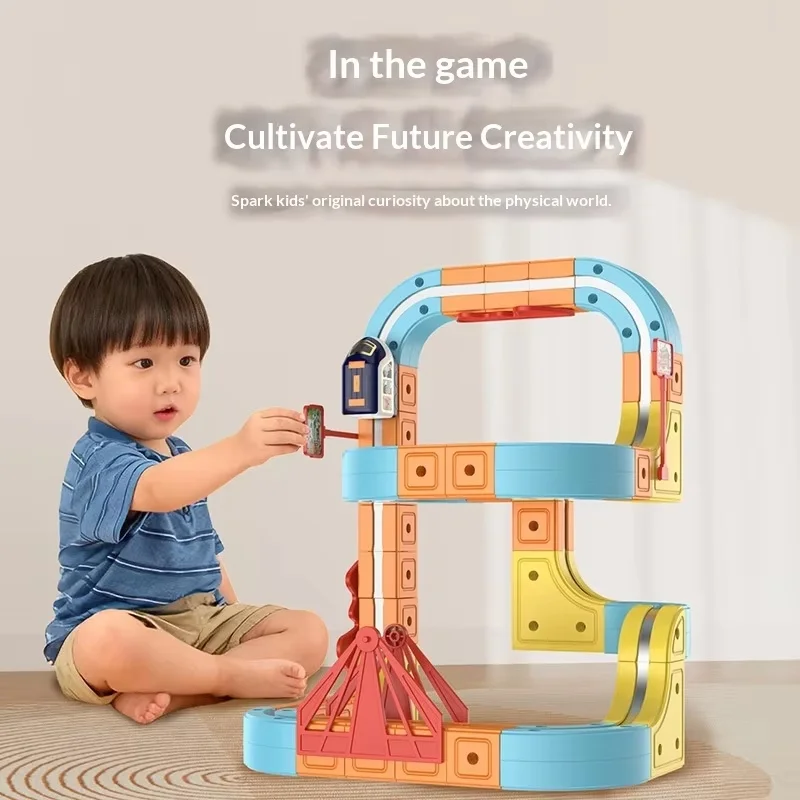 Tren de ferrocarril magnético eléctrico de alta velocidad para niños, cubo de pista suspendido mágico, juguete de ensamblaje magnético para niños y niñas, regalo
