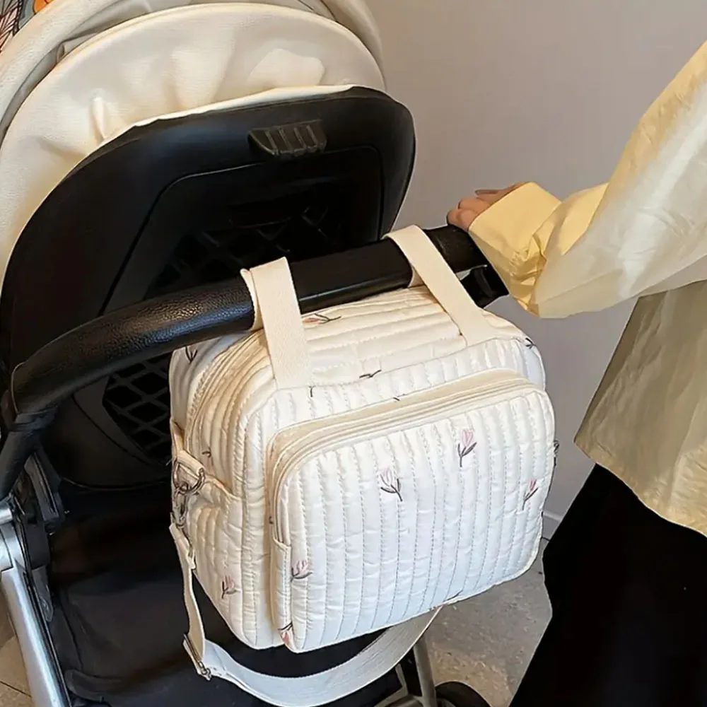 

Teddy Bear Design Shoulder & Crossbody Wear, Durable Polyester Filling Large Capacity Mommy Diaper Bag with Embroidered