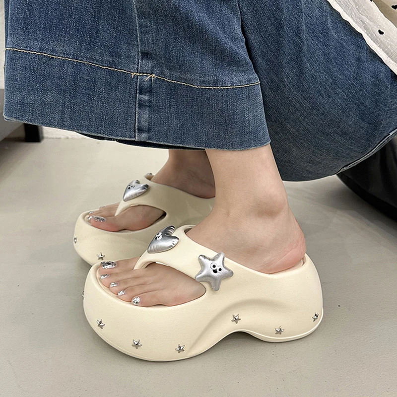 

Летние женские шлепанцы с открытым носком на платформе с узором в виде звезд и сердец, сандалии-слайды из ЭВА, повседневные пляжные шлепанцы, женская обувь