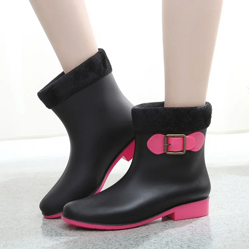 

2024 Autumn Winter New Fashion Women Warm Casual Rubber Water Shoes Ladies Ankle PVC Women's Ankle Waterproof Rain Boots Plush