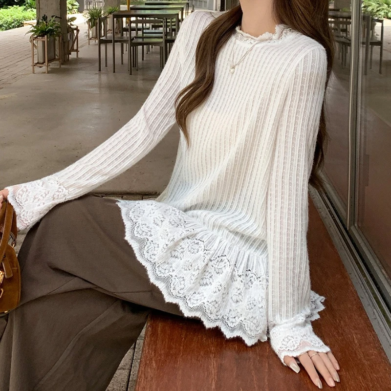 

Early Autumn Grid Slim Fit and Slimming Long Sleeved T-shirt with Lace Hem and Bottom Layer, Top for Women