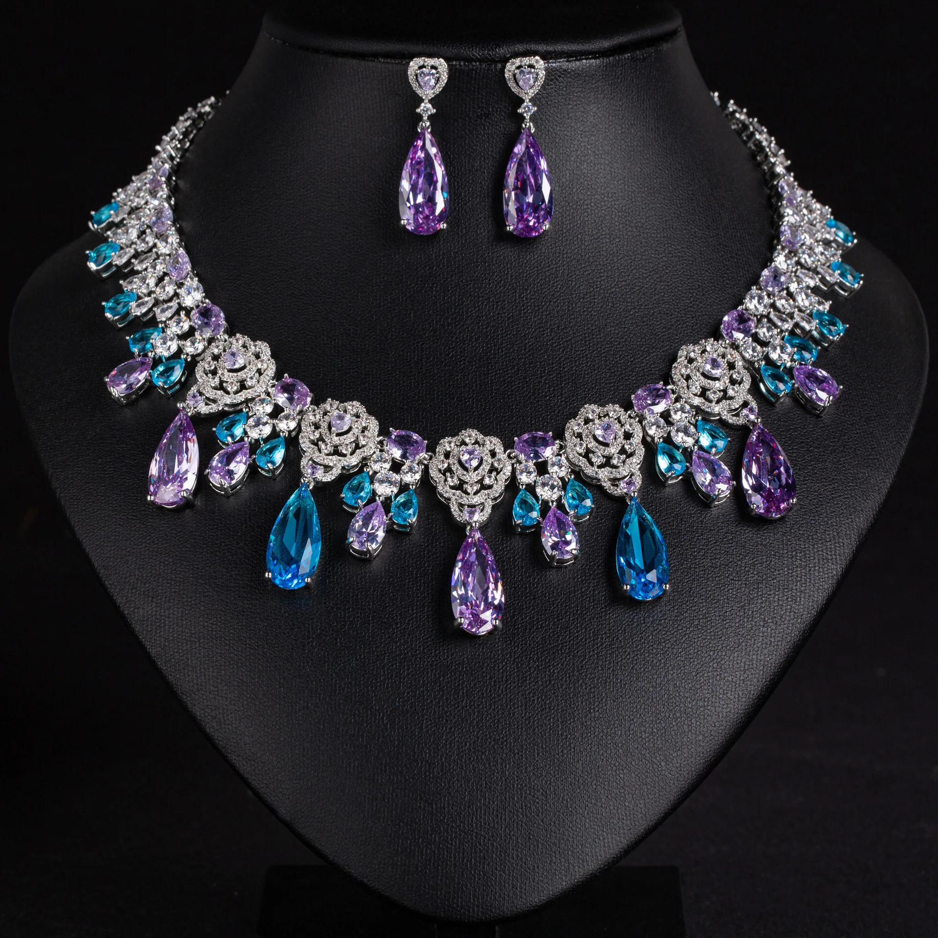Luxury Colorful Cubic Zirconia Flower Leaf Water Drop Necklace Earrings Set Light Luxury Clavicle Chain Women Fashion Bridal Jew
