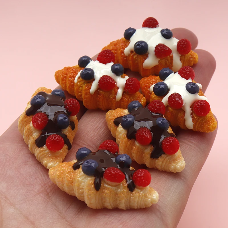6/60pcs Resin Dollhouse Decor Bake Play Set Strawberry Croissant Cream Bread Miniatures Scene DIY Keychains Headbands Materials