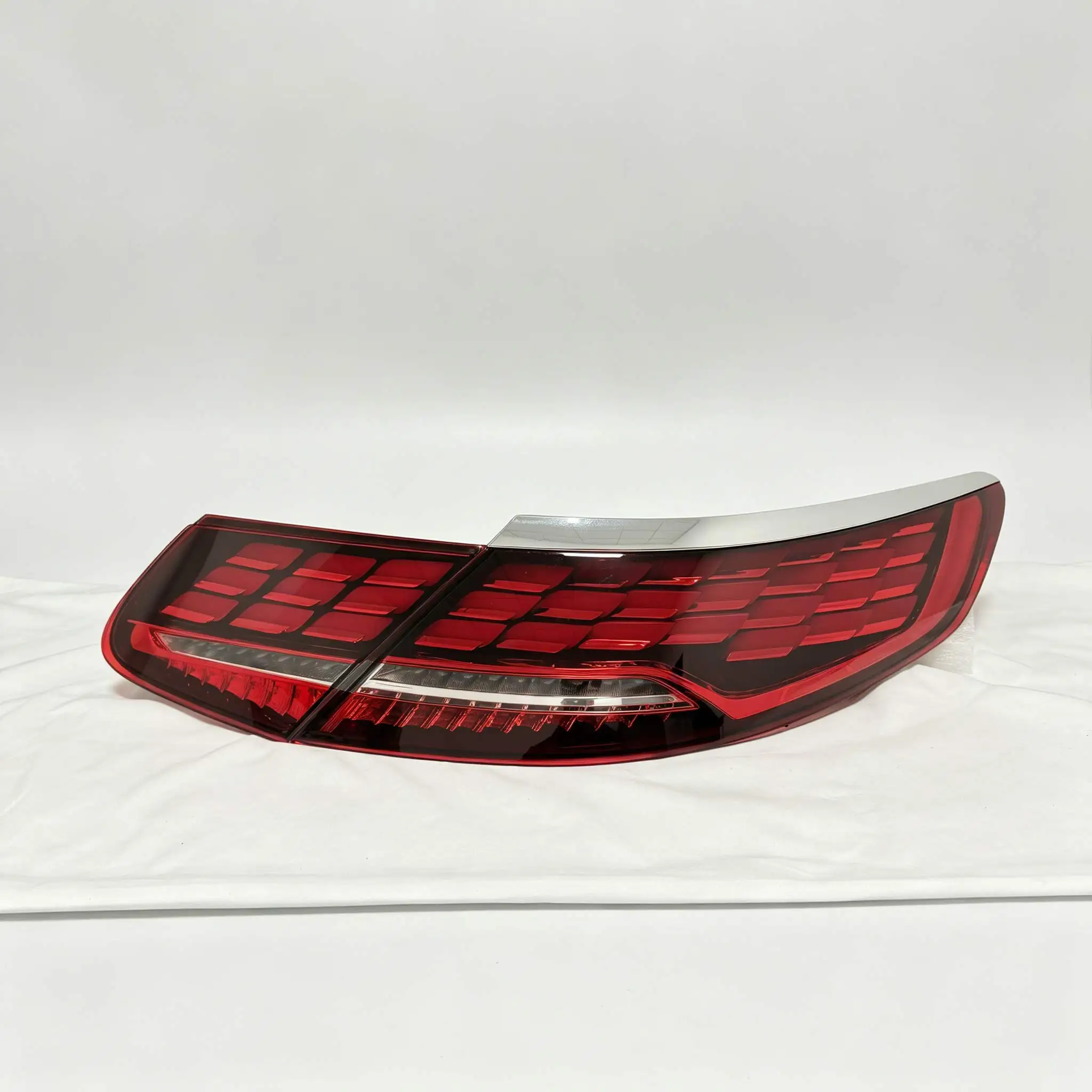 For Mercedes Benz S-Class Coupe W217 Tail Light 2014-2018 Signal Light Dynamic Turn Signal Light LED Tail Light Automotive Parts
