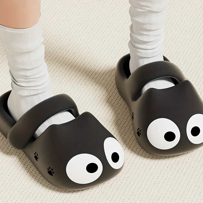 زوج واحد من شباشب القطط الكرتونية اللطيفة للنساء - أحذية مقاومة للانزلاق ومريحة من مادة PVC للاستخدام الداخلي/الخارجي