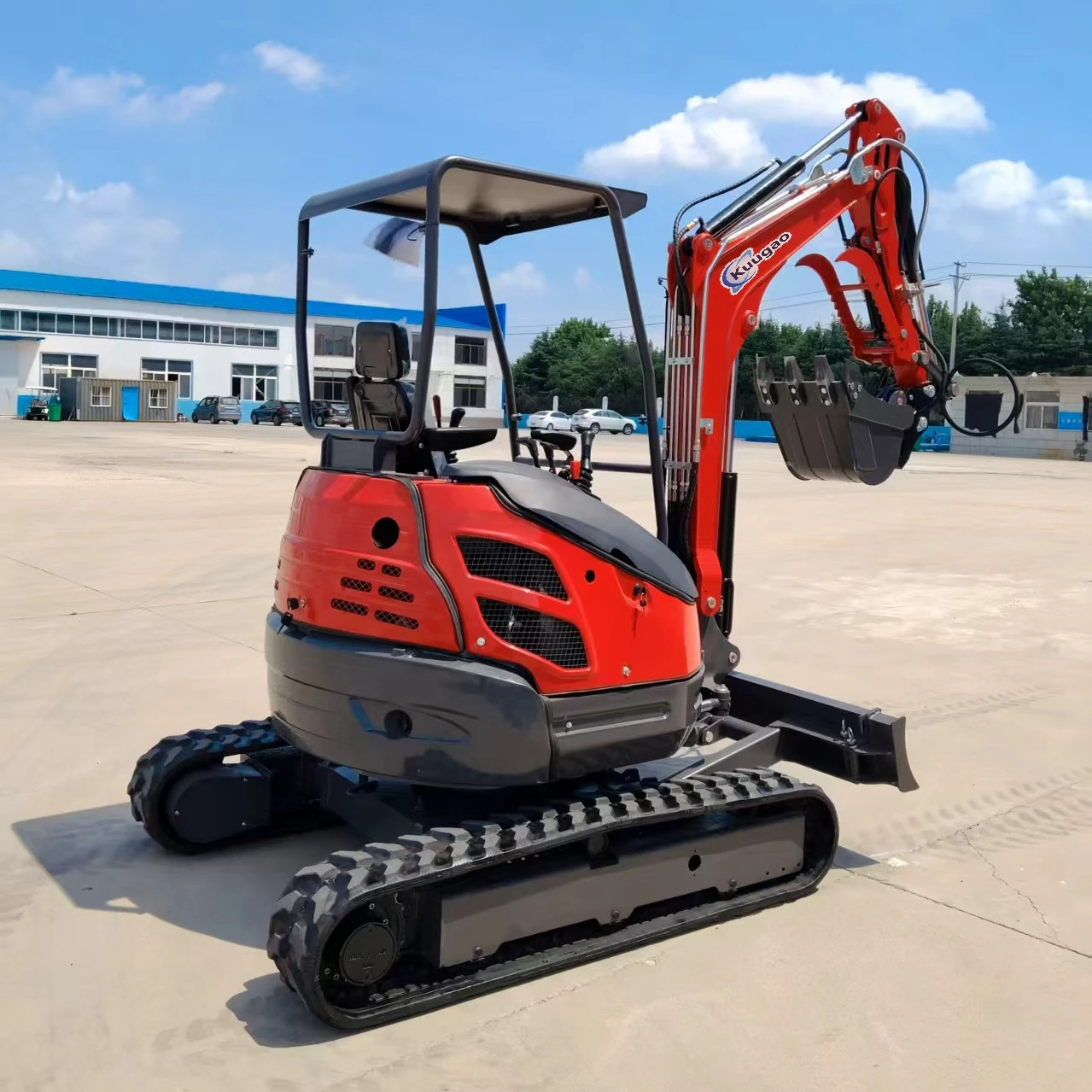 Mini Excavator 2 Ton 2.5 Ton Free Shipping CE Mini Bagger Mini Digger Kubota Engine Customized Crawler Farm Excavators Garden