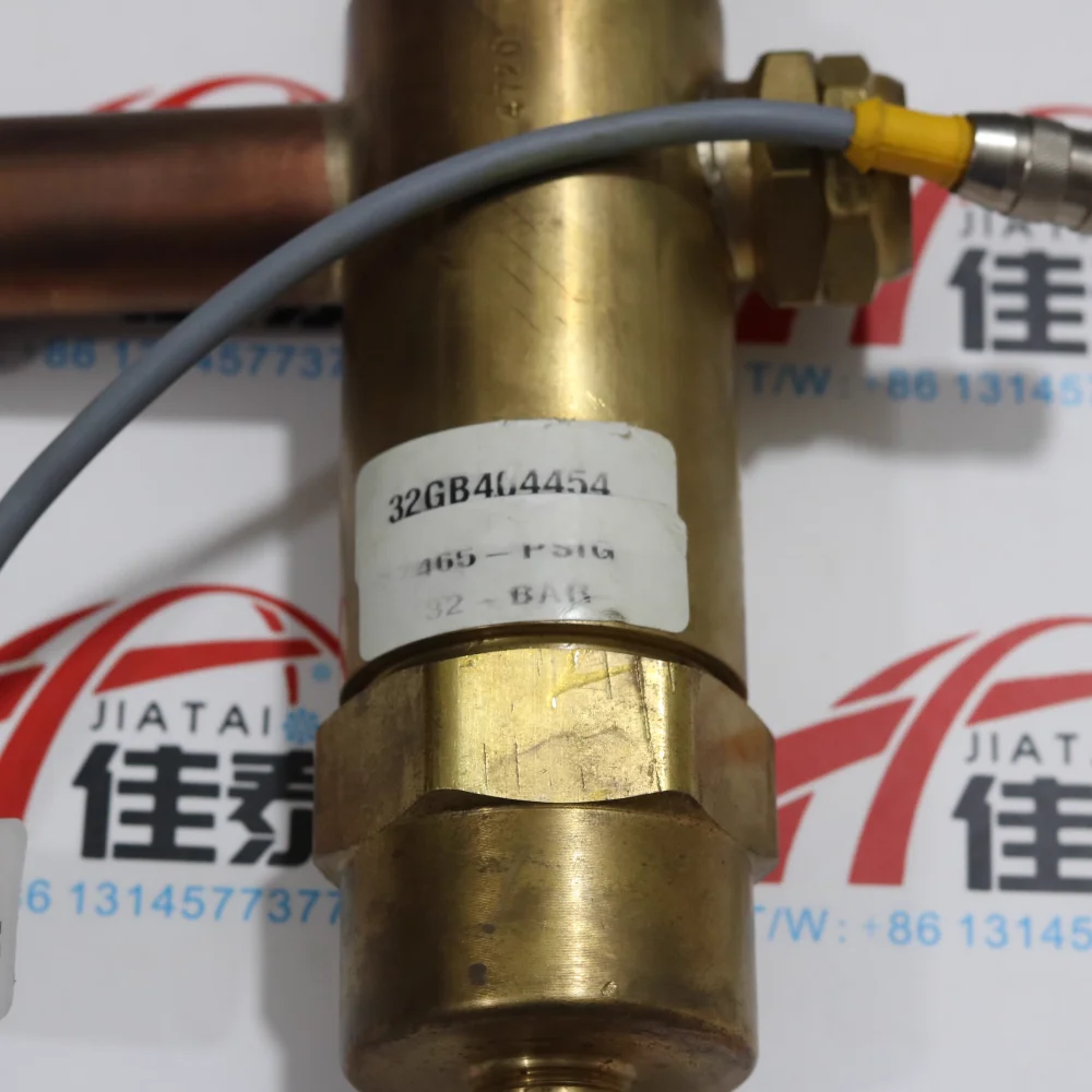 32GB404542 Carrier air conditioning parts 32GB404542 electronic expansion valve