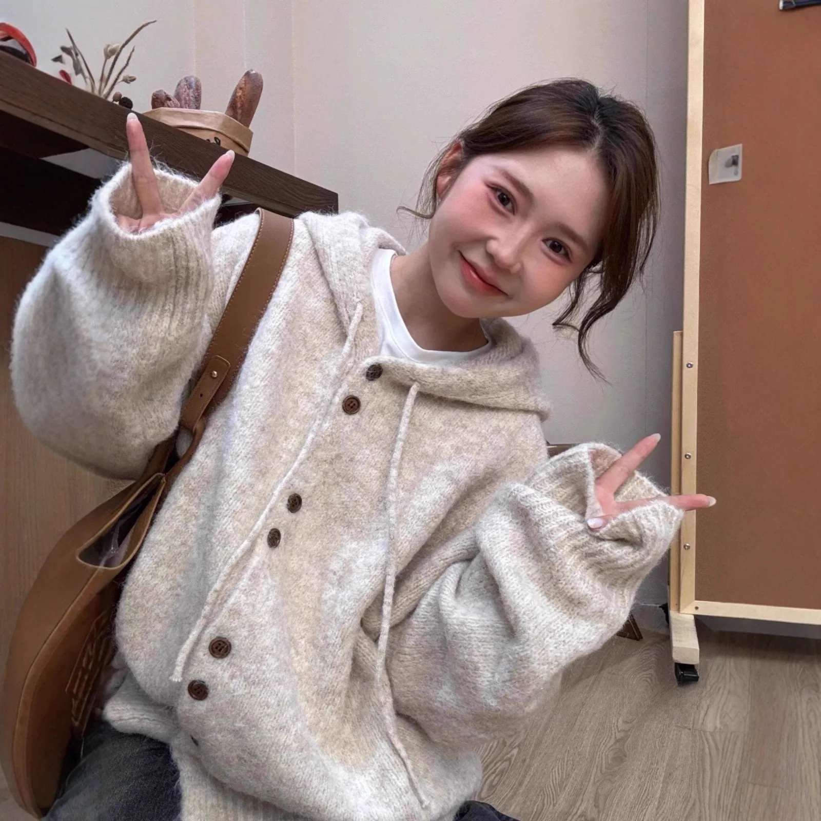 

Женский свитер-кардиган с капюшоном на осень и зиму, маленький и ленивый стиль, мягкая и липкая вязаная куртка-свитер